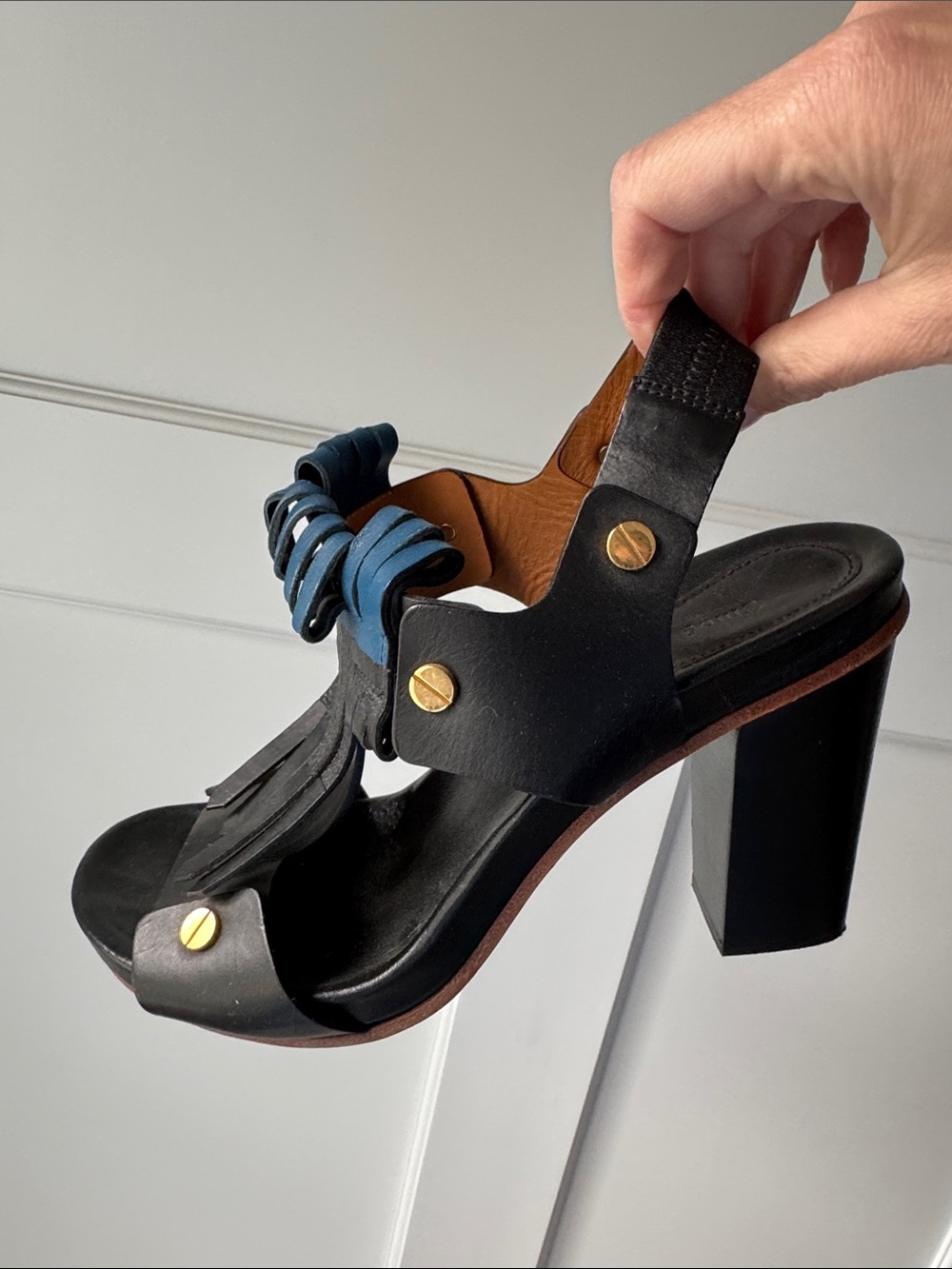 Chloé Leather Fringe Block Heel Sandals Black Blue Size 41 Made in Italy